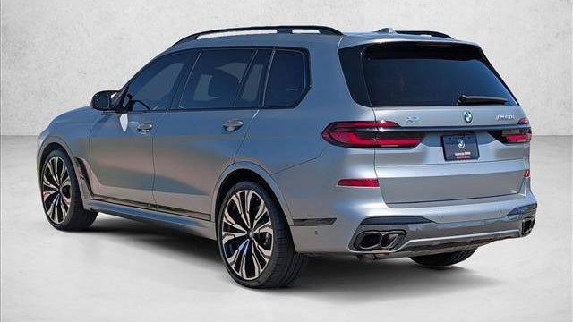 2024 BMW X7 M60i