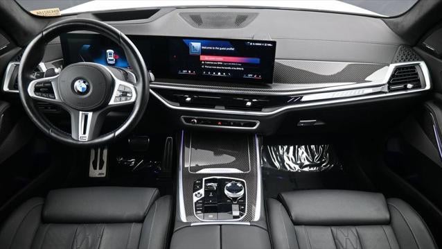 2024 BMW X7 M60i