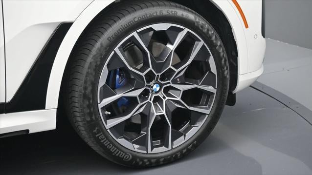 2024 BMW X7 M60i
