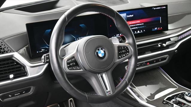 2024 BMW X7 M60i