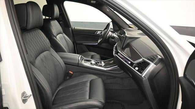 2024 BMW X7 M60i