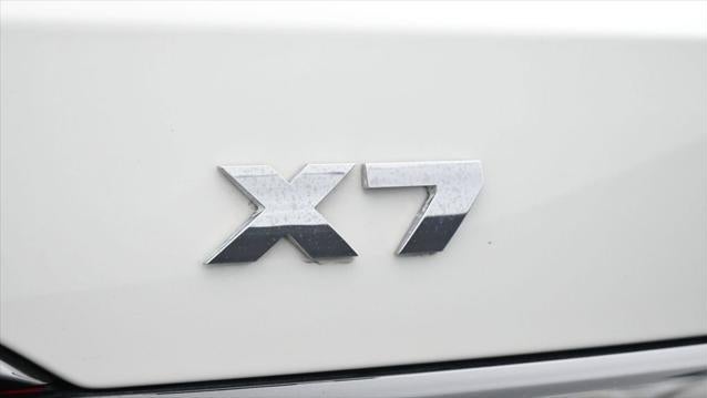 2024 BMW X7 M60i