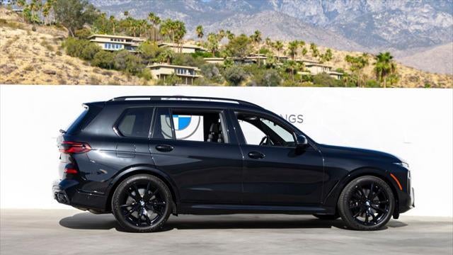 2025 BMW X7 M60i