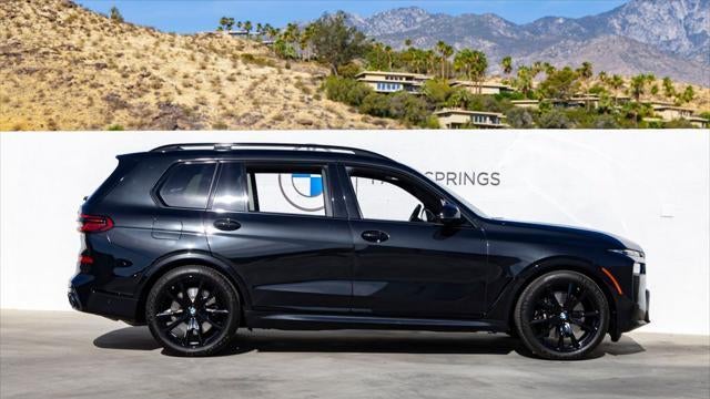 2025 BMW X7 M60i