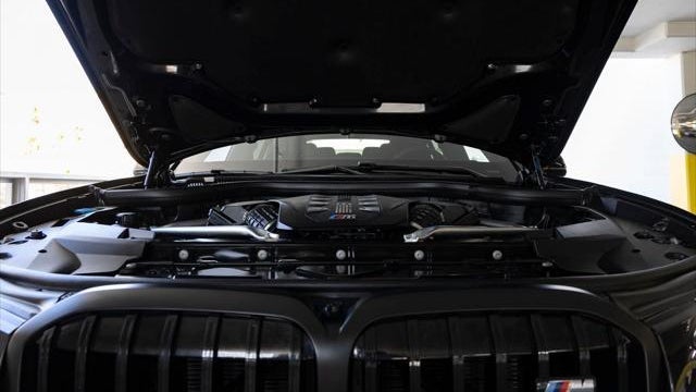 2025 BMW X7 M60i