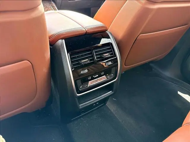 2026 BMW X7 - $91,484
