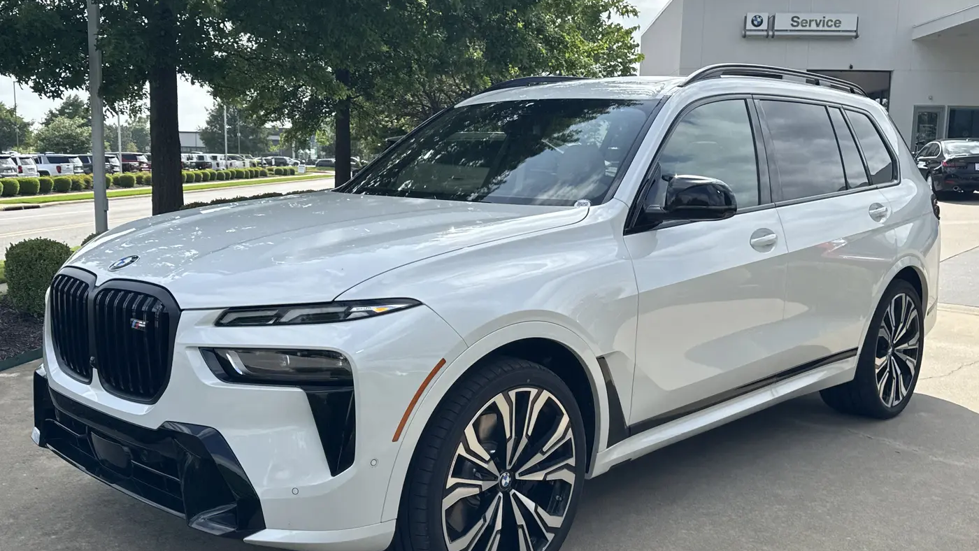 Preowned 2027 BMW X7 M60i for Sale