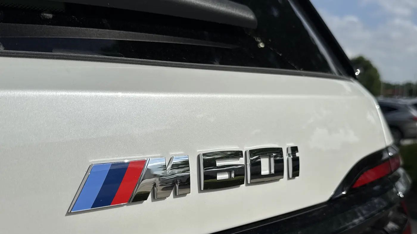 2027 BMW X7 M60i
