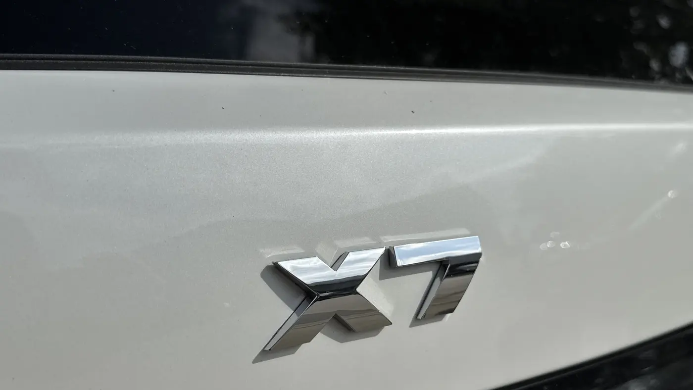 2027 BMW X7 M60i