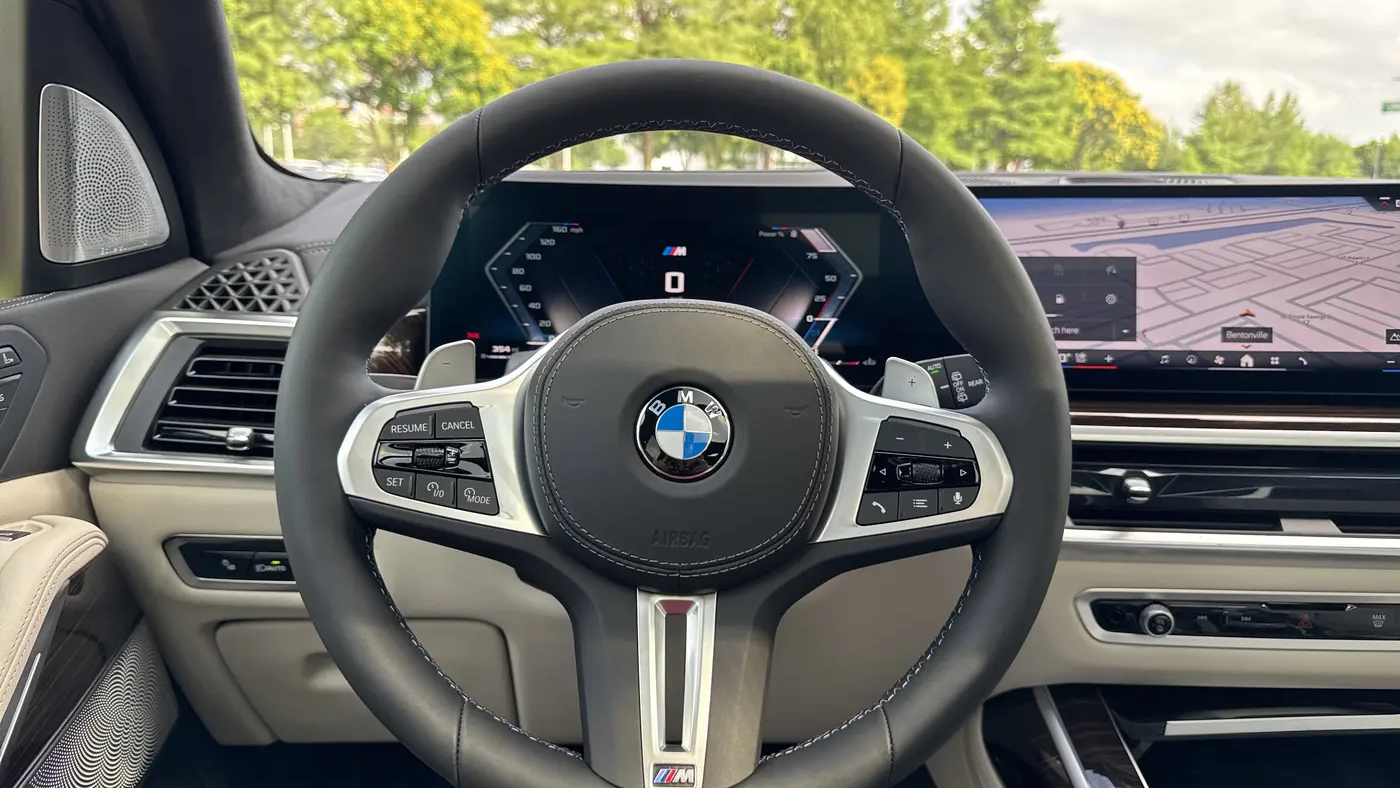 2027 BMW X7 M60i