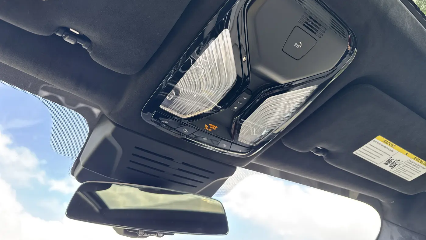 2027 BMW X7 M60i