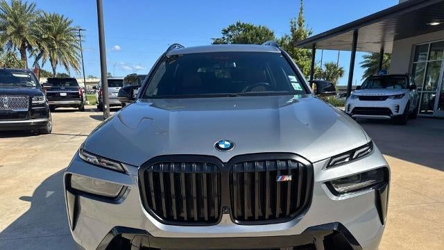2024 BMW X7 M60i