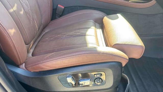 2024 BMW X7 M60i