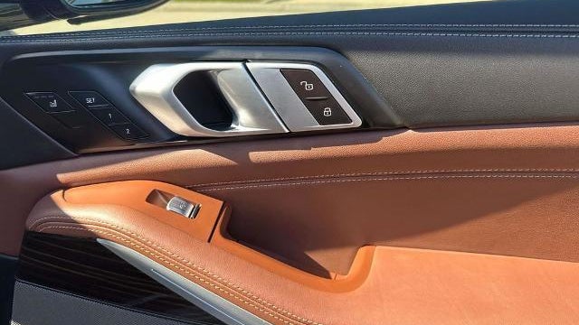 2024 BMW X7 M60i