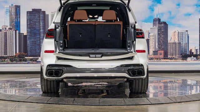 2025 BMW X7 M60i