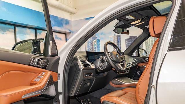 2025 BMW X7 M60i