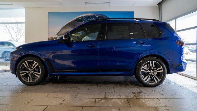 2026 BMW X7 M60i