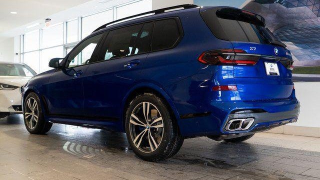 2026 BMW X7 M60i