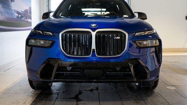 2026 BMW X7 M60i