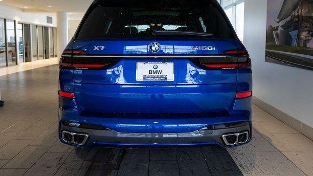 2026 BMW X7 M60i