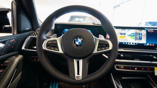 2026 BMW X7 M60i