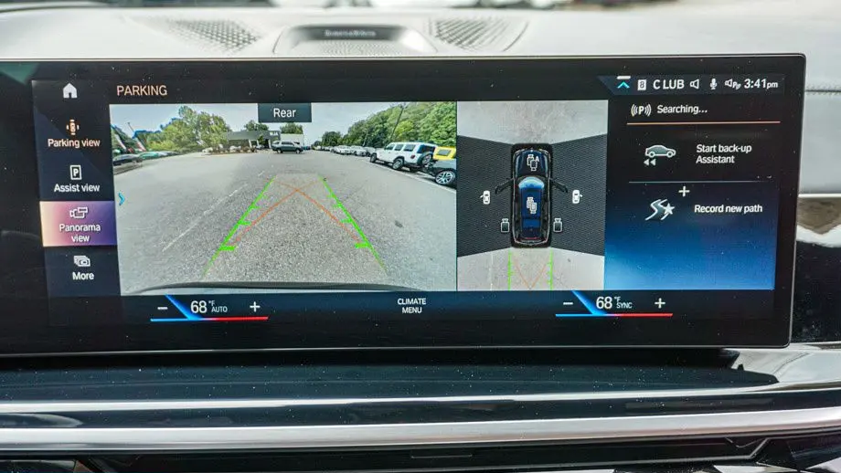 2023 BMW X7 M60i