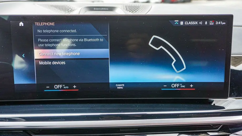 2023 BMW X7 M60i