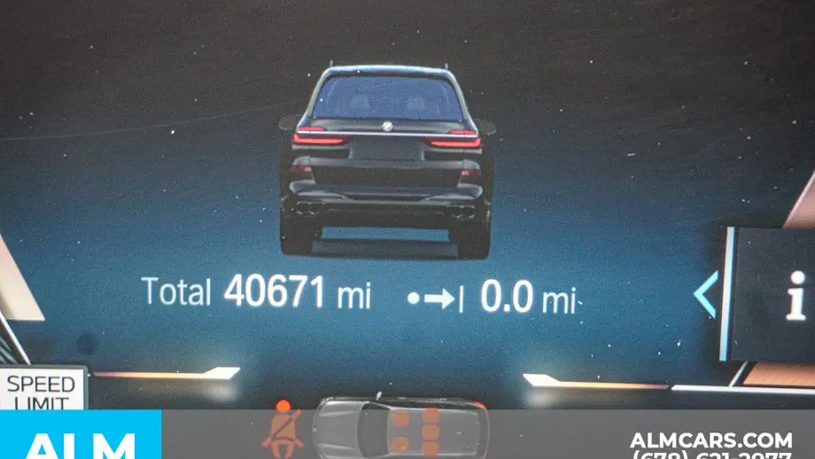 2023 BMW X7 M60i