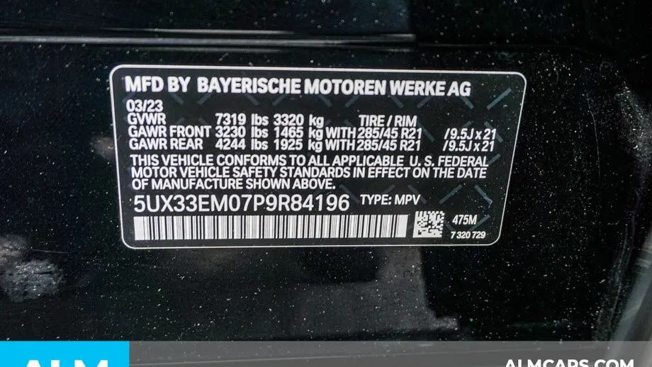 2023 BMW X7 M60i