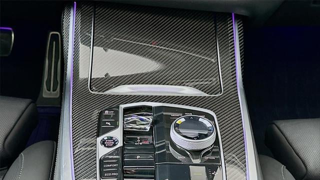 2024 BMW X7 M60i