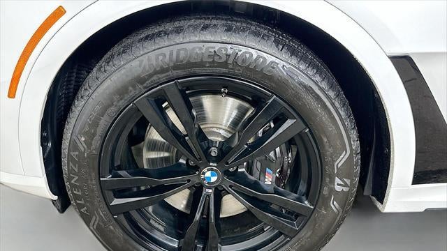 2024 BMW X7 M60i