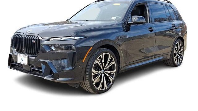 2025 BMW X7 M60i