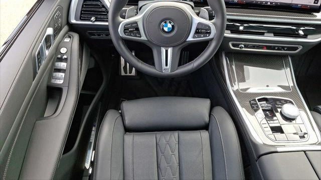 2025 BMW X7 M60i