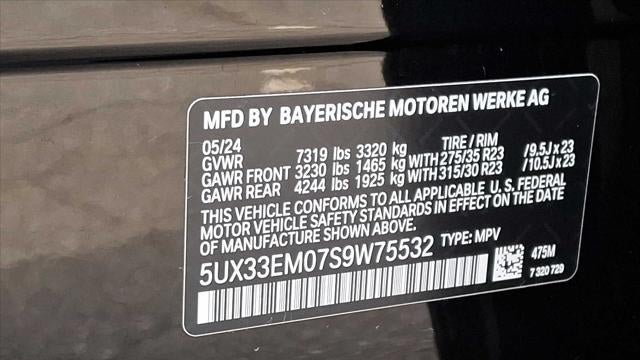 2025 BMW X7 M60i
