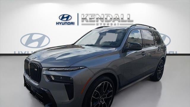 2025 BMW X7 M60i