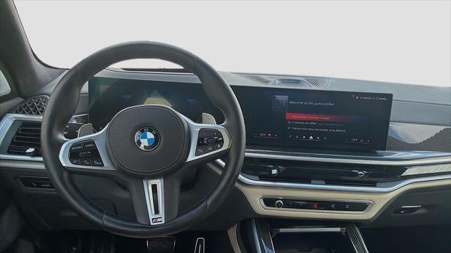 2025 BMW X7 M60i