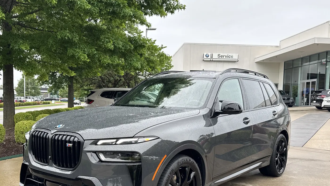 Preowned 2027 BMW X7 M60i for Sale