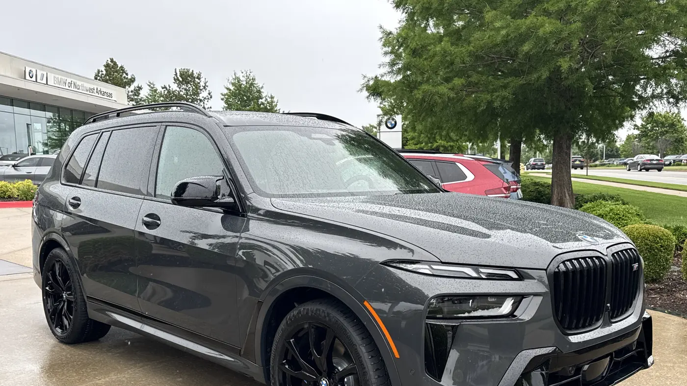 2027 BMW X7 M60i