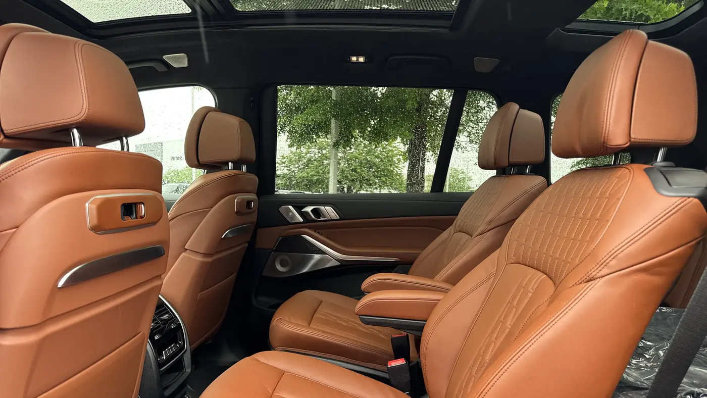 2027 BMW X7 M60i