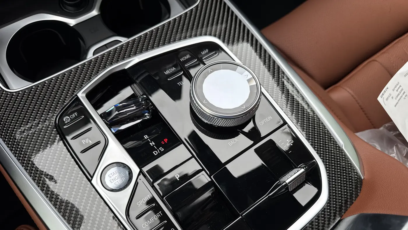 2027 BMW X7 M60i