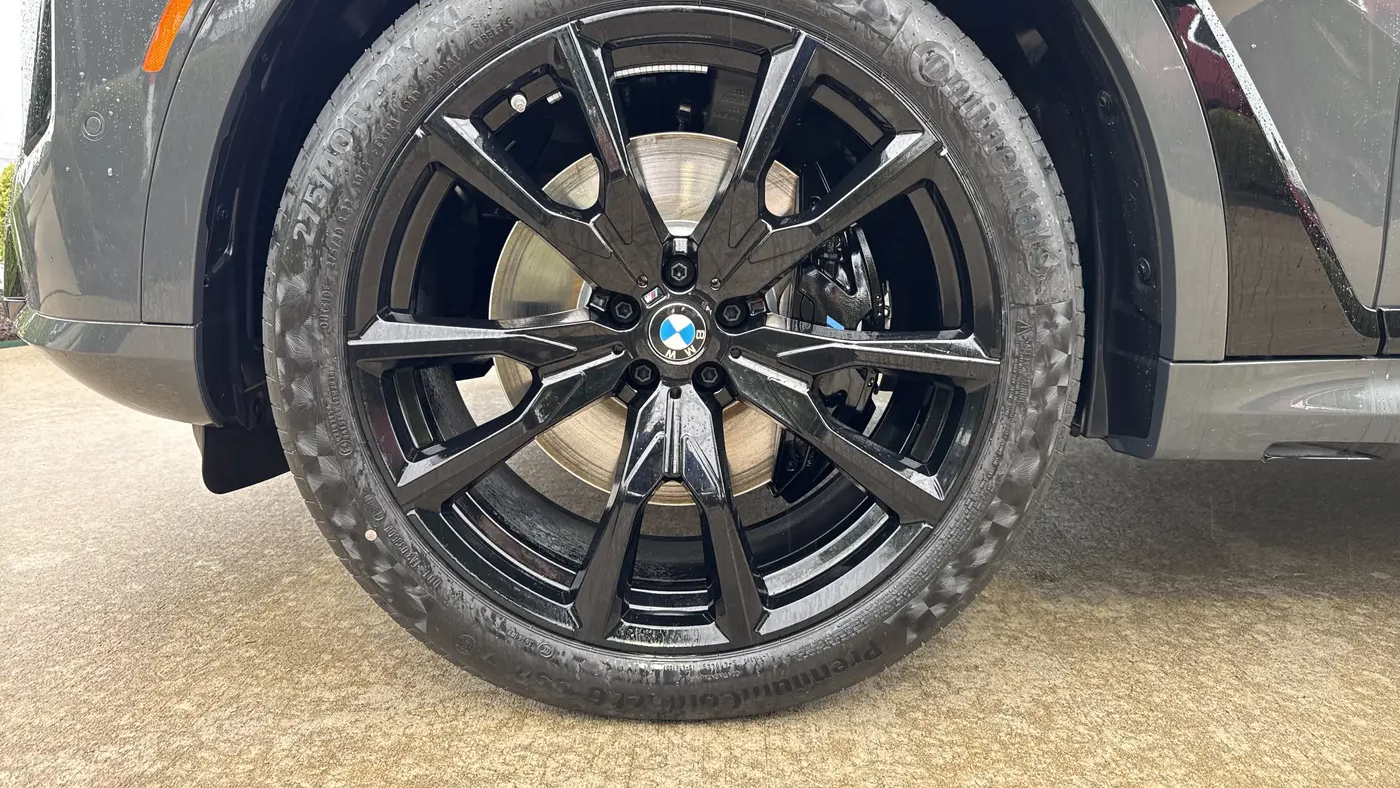 2027 BMW X7 M60i