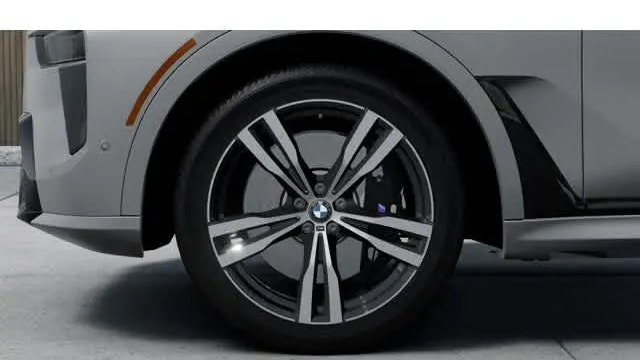 2027 BMW X7 M60i