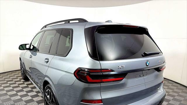 2024 BMW X7 M60i