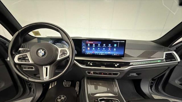 2024 BMW X7 M60i