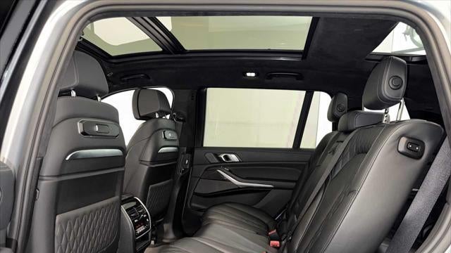 2024 BMW X7 M60i