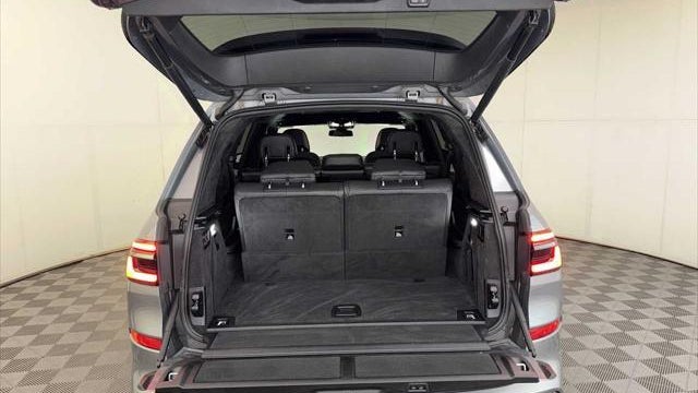 2024 BMW X7 M60i