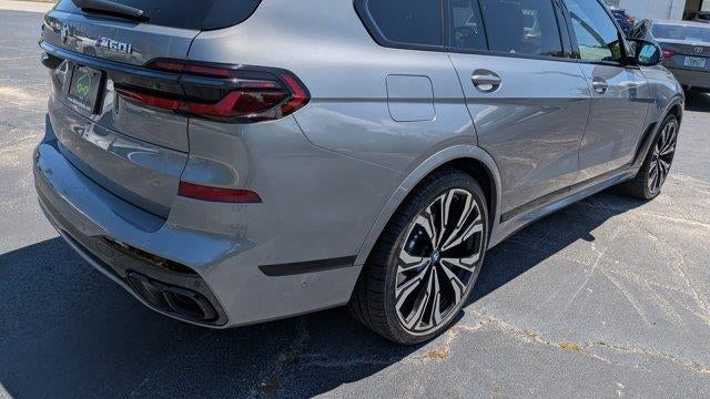 2024 BMW X7 M60i