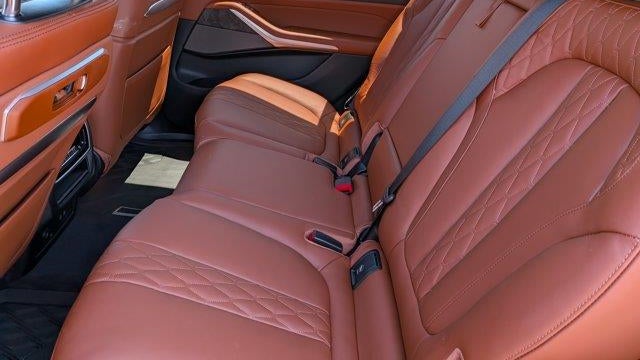 2024 BMW X7 M60i