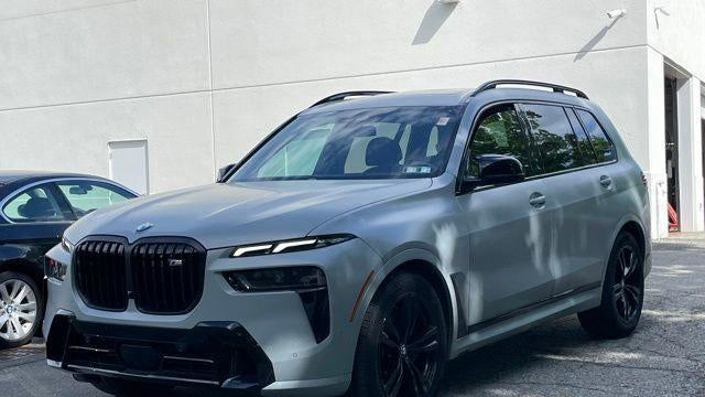 2024 BMW X7 M60i