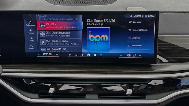 2024 BMW X7 M60i